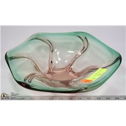 ART GLASS 13" HEXAGON SHAPED DECORATIVE BOWL