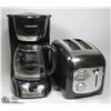 Image 1 : BLACK & DECKER COFFEE MAKER & 2 SLICE EXTRA WIDE