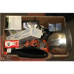 FLAT OF ASSORTED TOOLS, LIGHT BULBS, AUTO