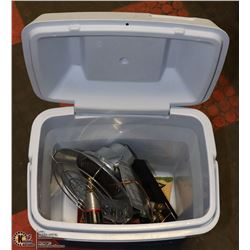 RUBBERMAID COOLER, 16 X 12 X 9