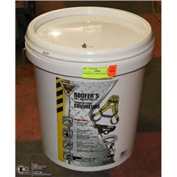 ROOFERS FALL PROTECTION KIT