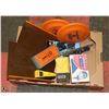 Image 1 : FLAT WITH ASSORTED SHOP SUPPLIES, TOOLS