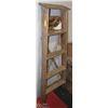 Image 1 : WOOD 5 FOOT LADDER