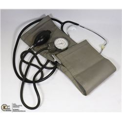 PROFESSIONAL BLOOD PRESSURE TESTER WITH