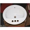 Image 1 : 2 AMERICAN STANDARD COLONY BATHROOM SINKS