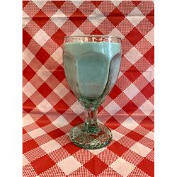 1 x 10oz wine glass candle