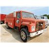 Image 4 : 1987 INTERNATIONAL 1754 Fuel / Lube Truck