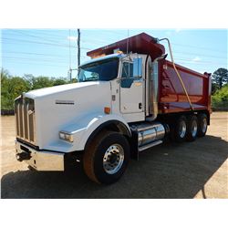 2020 KENWORTH T800 Dump Truck