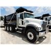 Image 4 : 2020 MACK GR64F Dump Truck