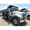 Image 4 : 2020 MACK GR64F Dump Truck