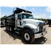 Image 4 : 2020 MACK GR64F Dump Truck