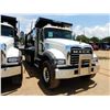 Image 4 : 2020 MACK GR64F Dump Truck
