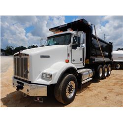 2019 KENWORTH T800 Dump Truck