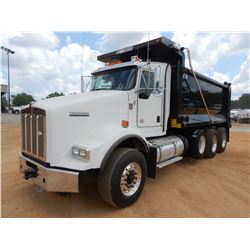 2019 KENWORTH T800 Dump Truck