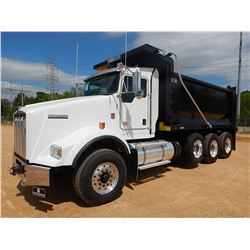 2019 KENWORTH T800 Dump Truck
