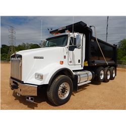2019 KENWORTH T800 Dump Truck