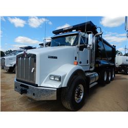2019 KENWORTH T800 Dump Truck