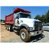 Image 2 : 2019 MACK GR64F Dump Truck
