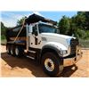 Image 4 : 2019 MACK GR64F Dump Truck