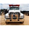 Image 3 : 2017 MACK GU713 Dump Truck