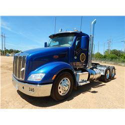 2018 PETERBILT 579 Day Cab Truck
