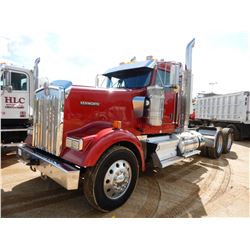 2017 KENWORTH W900 Day Cab Truck