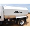 Image 6 : 2005 INTERNATIONAL 4300 Water Truck