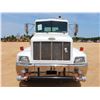 Image 5 : 2000 PETERBILT 330 Water Truck