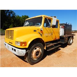 1999 INTERNATIONAL 4700 Water Truck