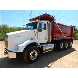 2020 KENWORTH T800 Dump Truck