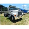 Image 2 : 2007 MACK CHN613 Day Cab Truck