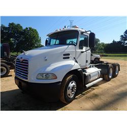 2006 MACK CXN613 Day Cab Truck