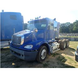 2007 FREIGHTLINER FLD 112 Day Cab Truck