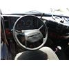 Image 14 : 2000 VOLVO VNL 64T Sleeper Truck