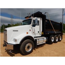 2019 KENWORTH T800 Dump Truck