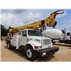Image 2 : 2000 INTERNATIONAL 4700 Digger Derick Truck