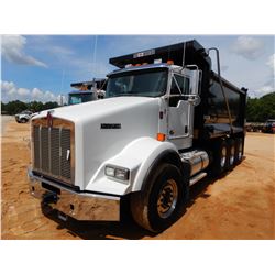 2019 KENWORTH T800 Dump Truck