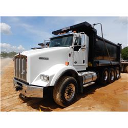 2019 KENWORTH T800 Dump Truck