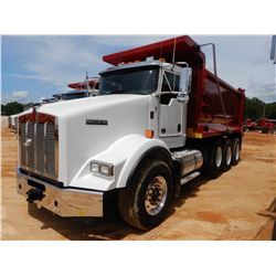2019 KENWORTH T800 Dump Truck