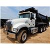 Image 1 : 2015 MACK GU713 Dump Truck