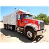 Image 2 : 2014 MACK GU713 Dump Truck