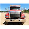 Image 3 : 2014 MACK GU713 Dump Truck
