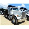 Image 2 : 2013 PETERBILT 367 Dump Truck