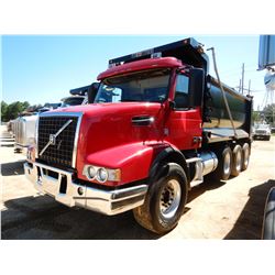 2016 VOLVO  Dump Truck