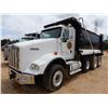 Image 1 : 2011 KENWORTH T800 Dump Truck