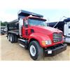 Image 2 : 2006 MACK CV713 Dump Truck