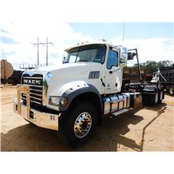 2020 MACK GR64F Roll Off Truck