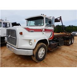 1990 FORD L8000 Roll Off Truck
