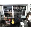 Image 17 : 2019 MACK PI64T Day Cab Truck