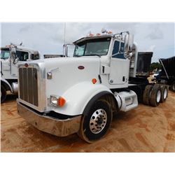 2016 PETERBILT 367 Day Cab Truck
